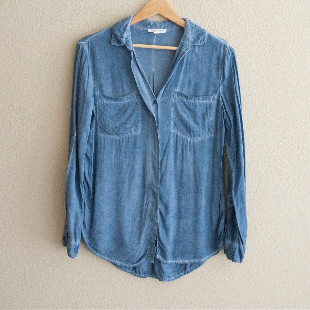 Beach Lunch Lounge Chambray Top with Split Back